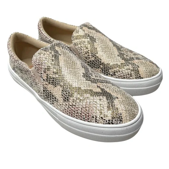 Matisse slip on sneakers size 8 NEW - Picture 1 of 10